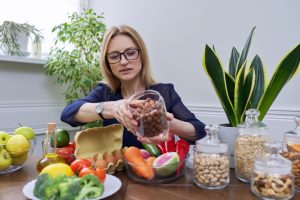 Alimentația care îmbunătățește memoria: ce să incluzi în dietă
