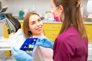 Cum să alegi clinica ideală pentru estetica dentară
